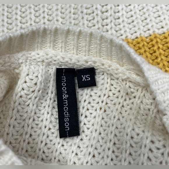 MOON & MADISON Chunky Knit Colorblock Cropped Sweater, XS - Picture 7 of 9